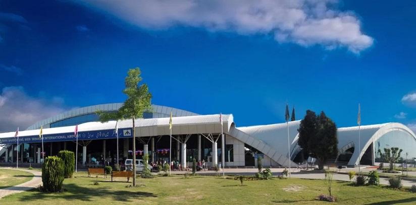 سرینگر ایئرپورٹ پروازوں کی آمد و رفت کے لیے تیار، اے اے آئی کے نوٹس کے بعد۔