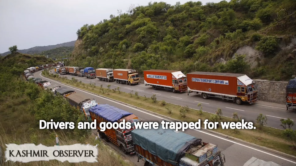 Trucks Return After 18 Days | Fruit Stocks Rot on Blocked NH-44